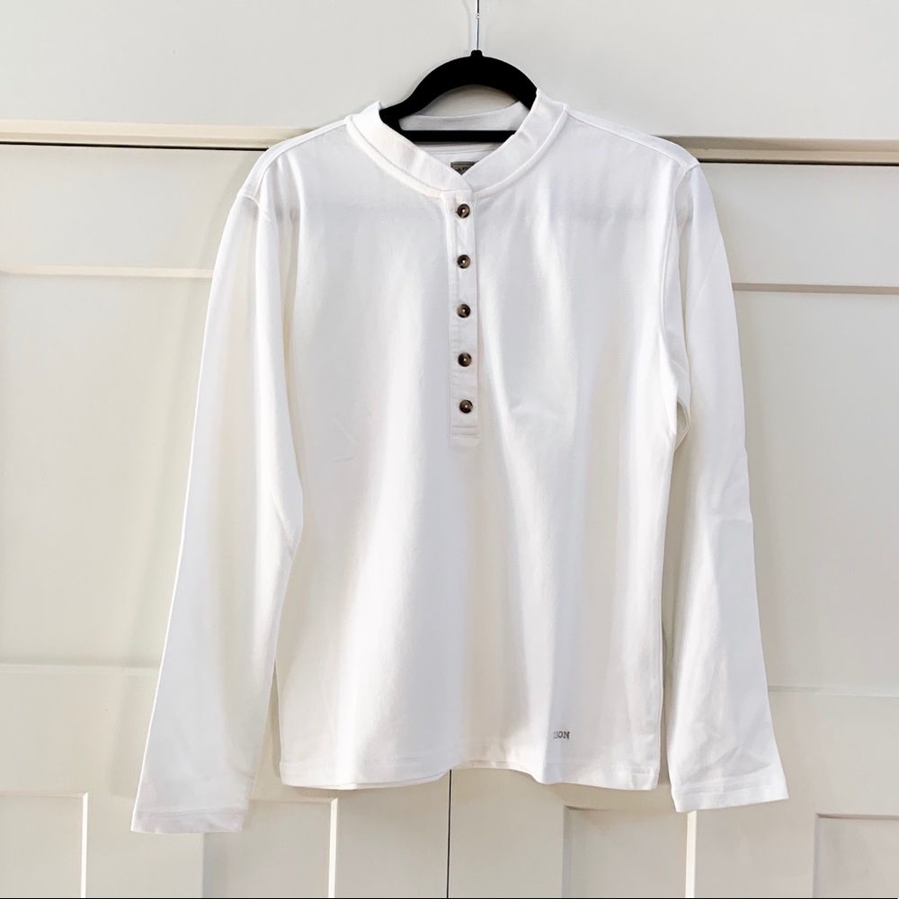SOLD NWT Filson Henley Shirt Women’s M